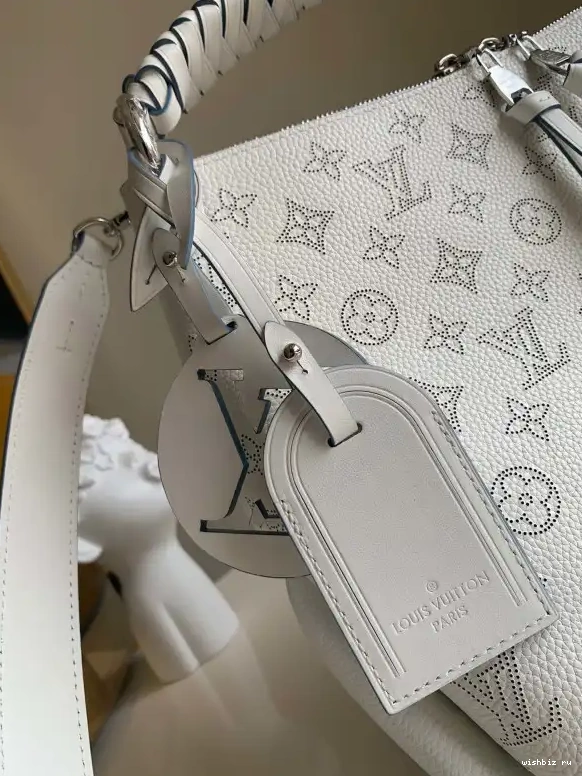 WIS MM LOUIS VUITTON HOBO BEAUBOURG 0505